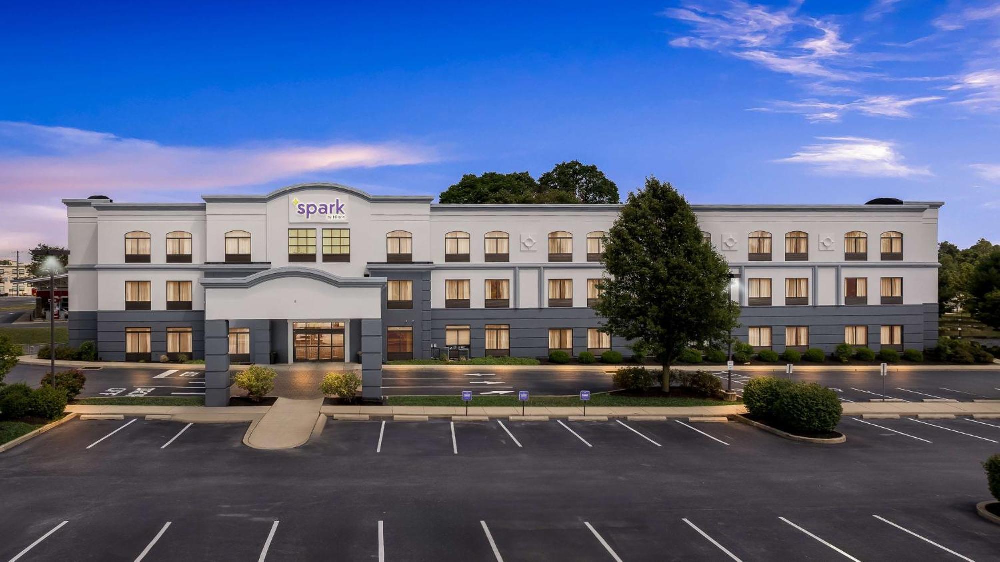 Spark By Hilton Lancaster Dutch Country Fertility المظهر الخارجي الصورة